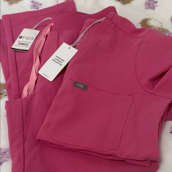 Figs Other - Figs Women's Scrub Set in Hot Pink